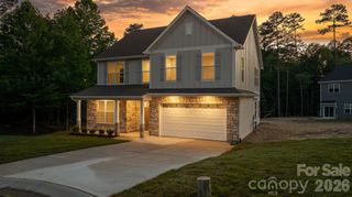 3869 12th Street Court NE, Hickory, NC 28601
