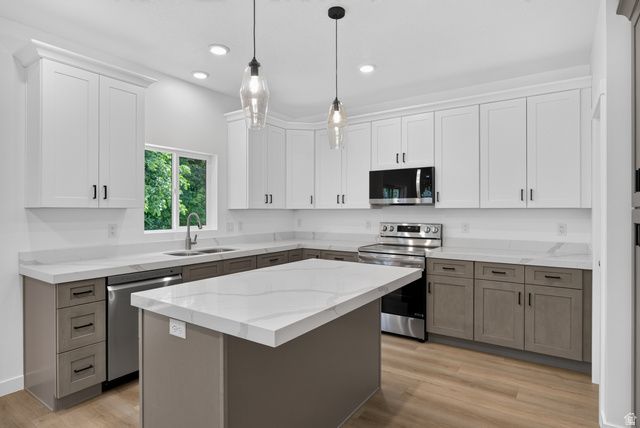 2707 S SAYSAY WAY, Magna, UT 84044