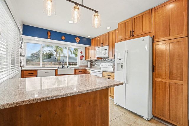 1833 Camino Estrada, Concord, CA 94521