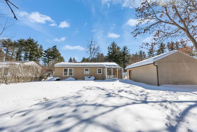 4 Burlington Road, Nashua, NH 03062