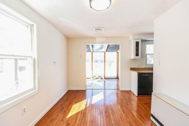 4 Burlington Road, Nashua, NH 03062