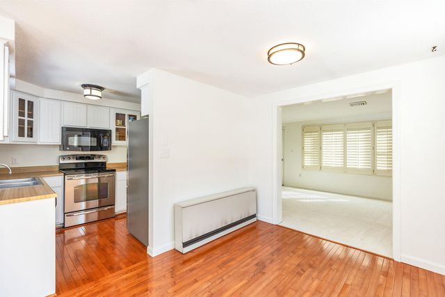 4 Burlington Road, Nashua, NH 03062