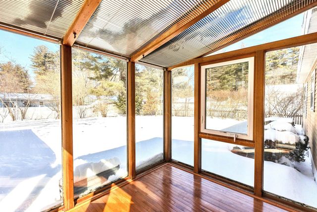 4 Burlington Road, Nashua, NH 03062