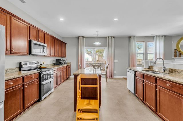 415 Watershed Drive, Goose Creek, SC 29445