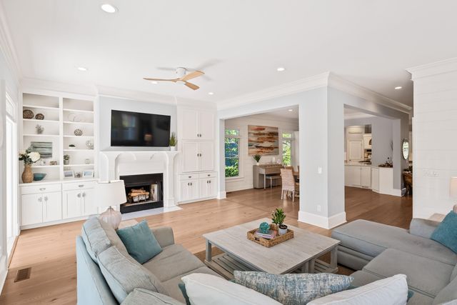 764 Post Oak Drive, Mount Pleasant, SC 29464