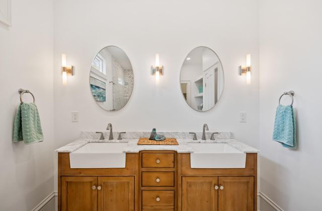 764 Post Oak Drive, Mount Pleasant, SC 29464