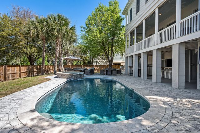 764 Post Oak Drive, Mount Pleasant, SC 29464