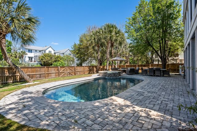 764 Post Oak Drive, Mount Pleasant, SC 29464