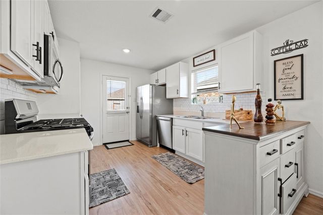 7207 Clover Chase Drive, Katy, TX 77493