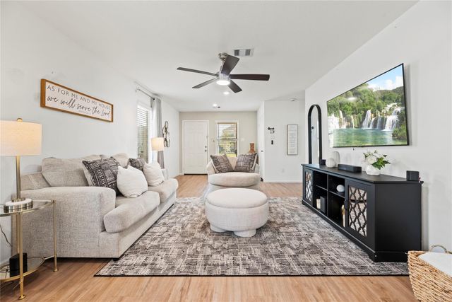 7207 Clover Chase Drive, Katy, TX 77493