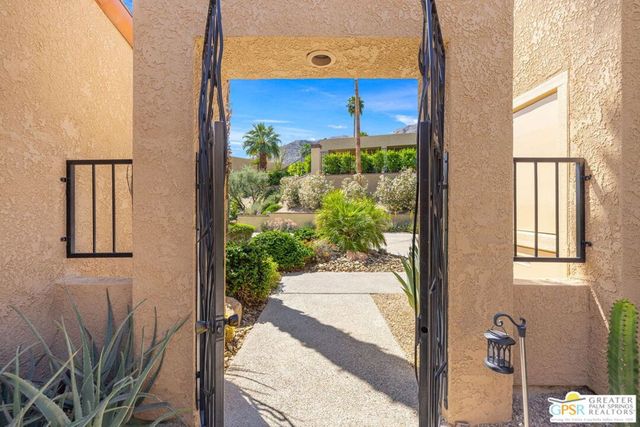 13 Vista Loma Drive, Rancho Mirage, CA 92270