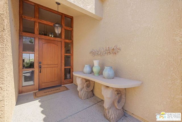 13 Vista Loma Drive, Rancho Mirage, CA 92270