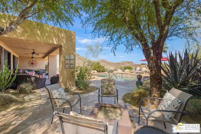 13 Vista Loma Drive, Rancho Mirage, CA 92270