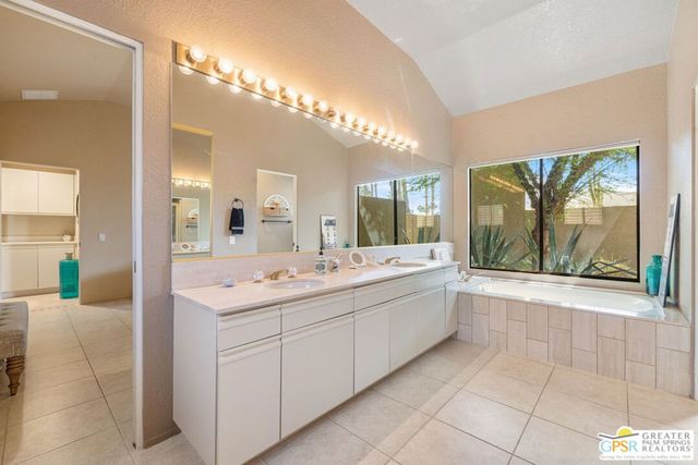 13 Vista Loma Drive, Rancho Mirage, CA 92270