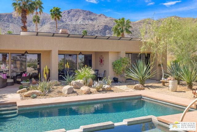 13 Vista Loma Drive, Rancho Mirage, CA 92270