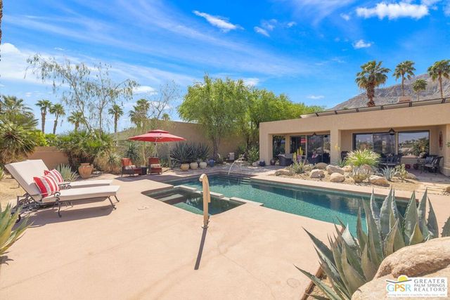 13 Vista Loma Drive, Rancho Mirage, CA 92270