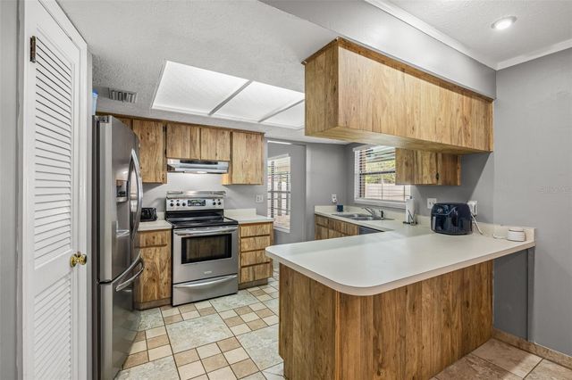 4023 WINDTREE DRIVE, Tampa, FL 33624