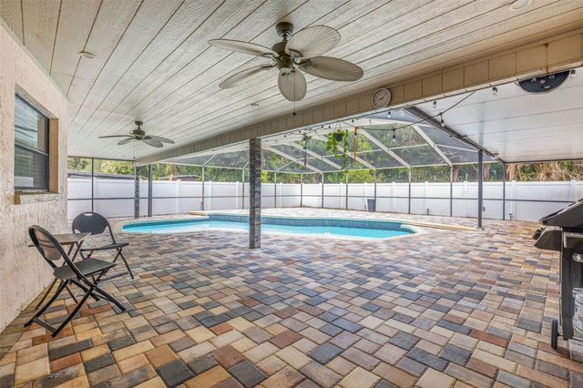 4023 WINDTREE DRIVE, Tampa, FL 33624