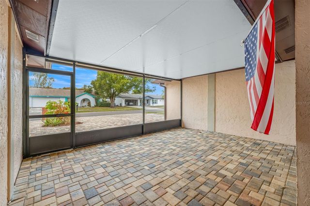 4023 WINDTREE DRIVE, Tampa, FL 33624