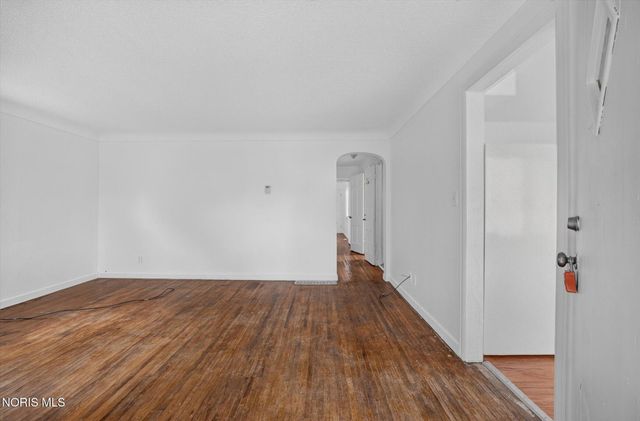4703 Vermaas Avenue, Toledo, OH 43612