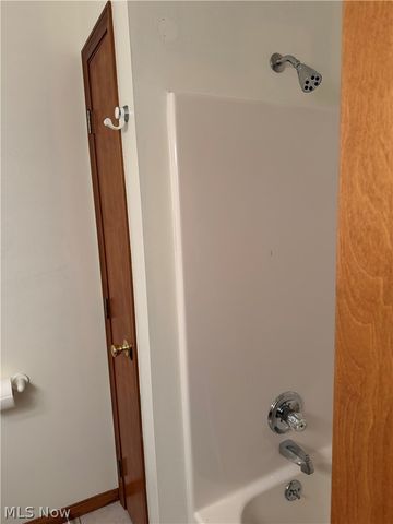 1921-1929 Ritchie Road, Stow, OH 44224