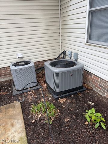 1921-1929 Ritchie Road, Stow, OH 44224