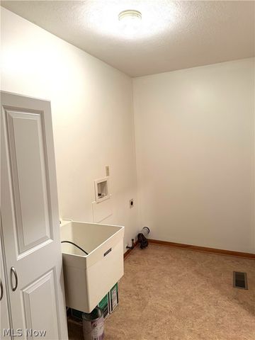 1921-1929 Ritchie Road, Stow, OH 44224