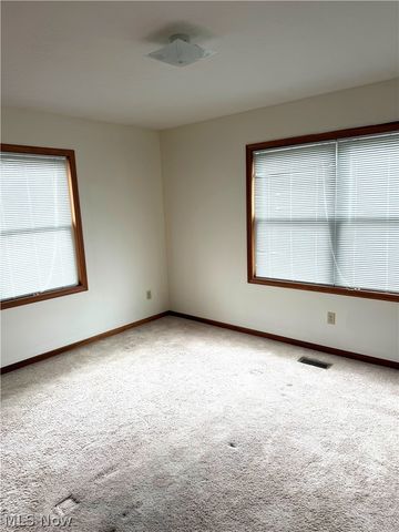 1921-1929 Ritchie Road, Stow, OH 44224