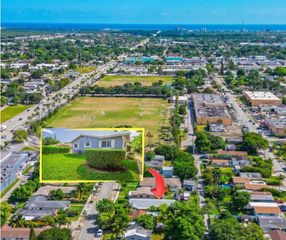 2432 Sherman Street A, Hollywood, FL 33020