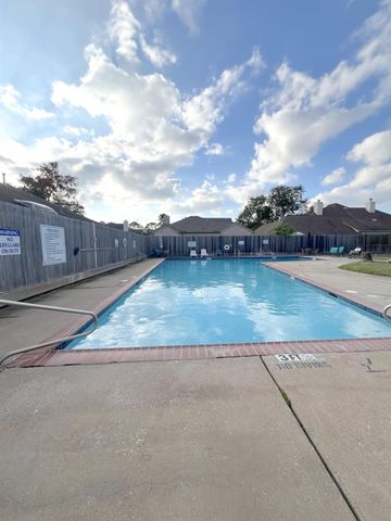 1635 Ainsdale Drive, Houston, TX 77077