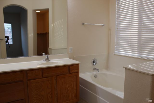 1617 Tucson Cir, Suisun City, CA 94585