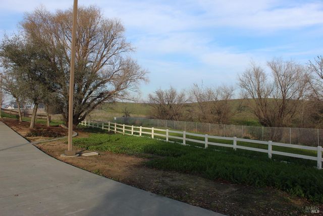 1617 Tucson Cir, Suisun City, CA 94585