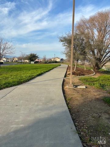 1617 Tucson Cir, Suisun City, CA 94585