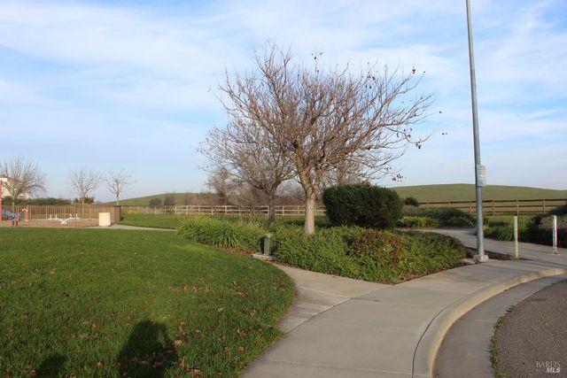 1617 Tucson Cir, Suisun City, CA 94585