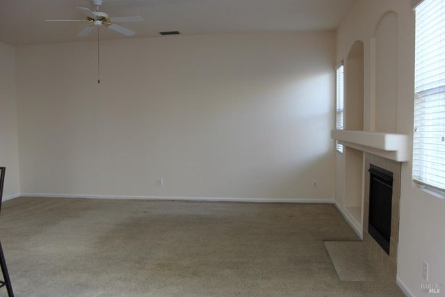 1617 Tucson Cir, Suisun City, CA 94585