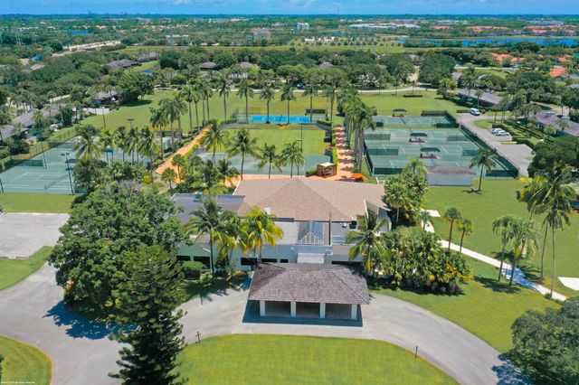 11707 Maidstone Drive, Wellington, FL 33414