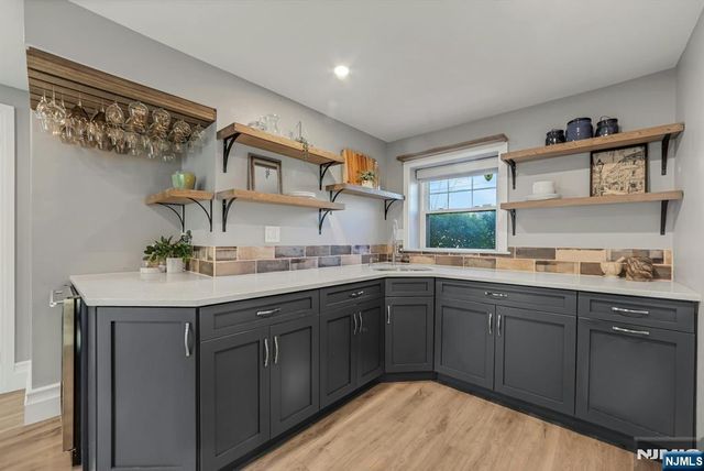 30-06 Morlot Avenue, Fair Lawn, NJ 07410