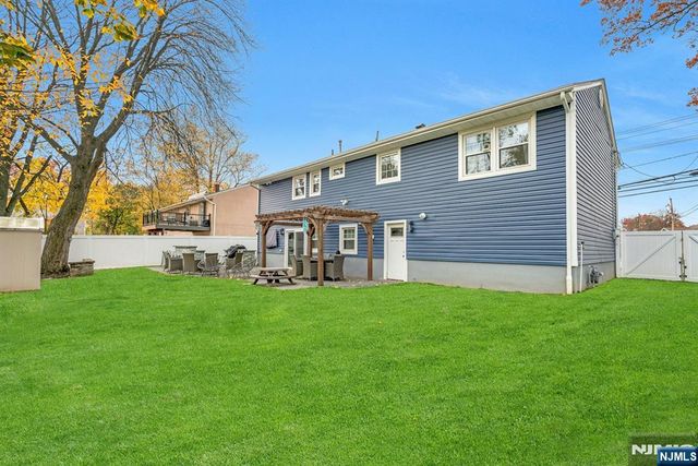 30-06 Morlot Avenue, Fair Lawn, NJ 07410