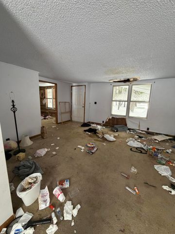 609 Carr Road, Muskegon, MI 49442