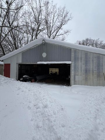 609 Carr Road, Muskegon, MI 49442