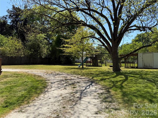 612 Ballard Street, Chester, SC 29706