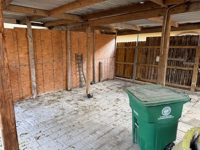 7952 Cinderella Street, Houston, TX 77028