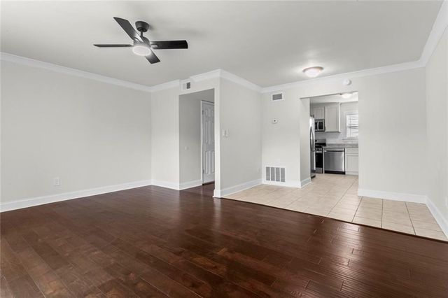 5621 Kingsport Drive NE, Sandy Springs, GA 30342