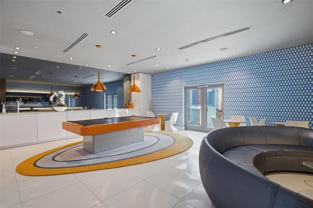 31 SE 6th St 2504, Miami, FL 33131