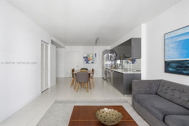 31 SE 6th St 2504, Miami, FL 33131