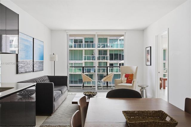 31 SE 6th St 2504, Miami, FL 33131