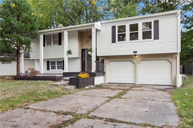 954 Bennett Drive, Elyria, OH 44035