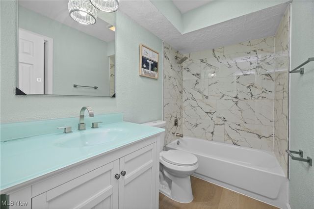 954 Bennett Drive, Elyria, OH 44035