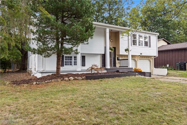 954 Bennett Drive, Elyria, OH 44035