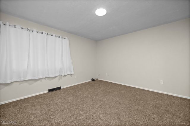 954 Bennett Drive, Elyria, OH 44035